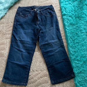 Cute capris jeans